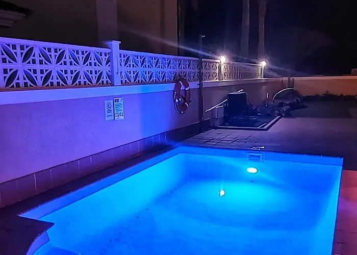 Preciosa Con Piscina Privada - Mapo Villa