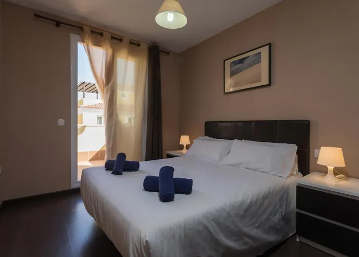 Preciosa Con Piscina Privada - Mapo