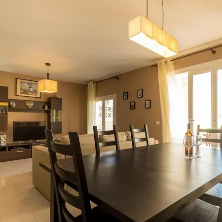 Preciosa Con Piscina Privada - Mapo Corralejo